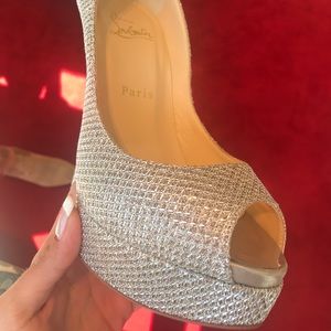 Christian Louboutin Gold Mesh Lady Peep Size 38.5